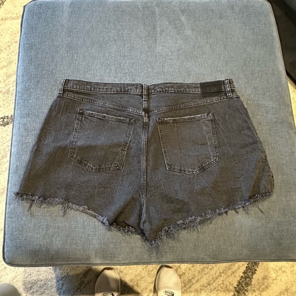American Eagle shorts - Picture 3 of 3